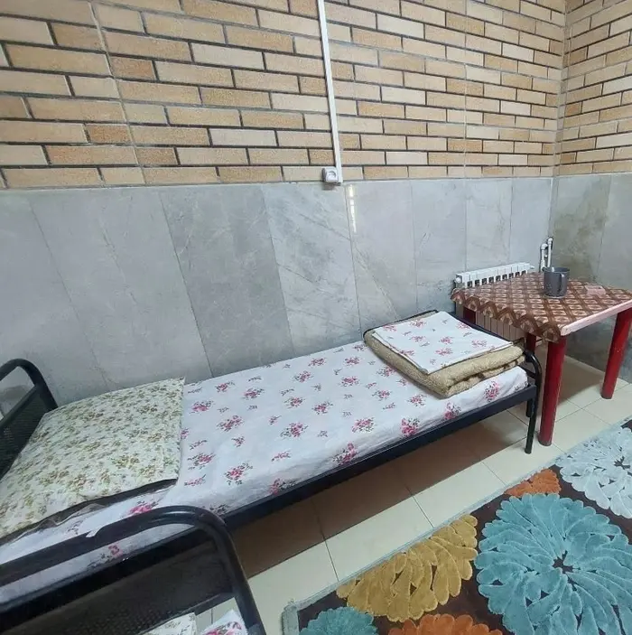 مسافرخانه نادر - واحد سه تخته6 ناصرخسرو