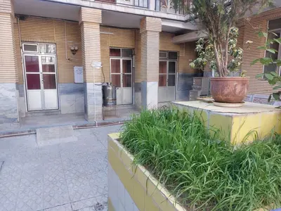 مسافرخانه نادر - واحد دوتخته 5 ناصرخسرو