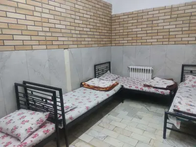 مسافرخانه نادر - واحد چهارتخته 2