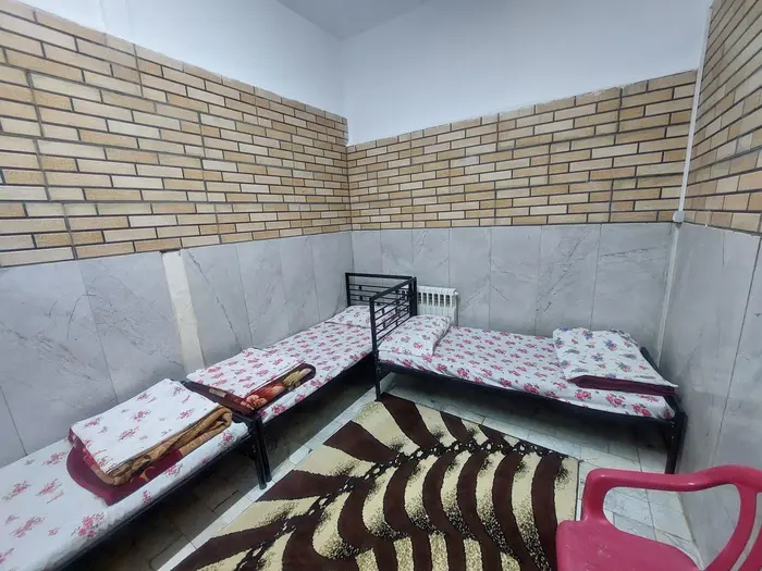 مسافرخانه نادر - واحد چهارتخته3 ناصرخسرو