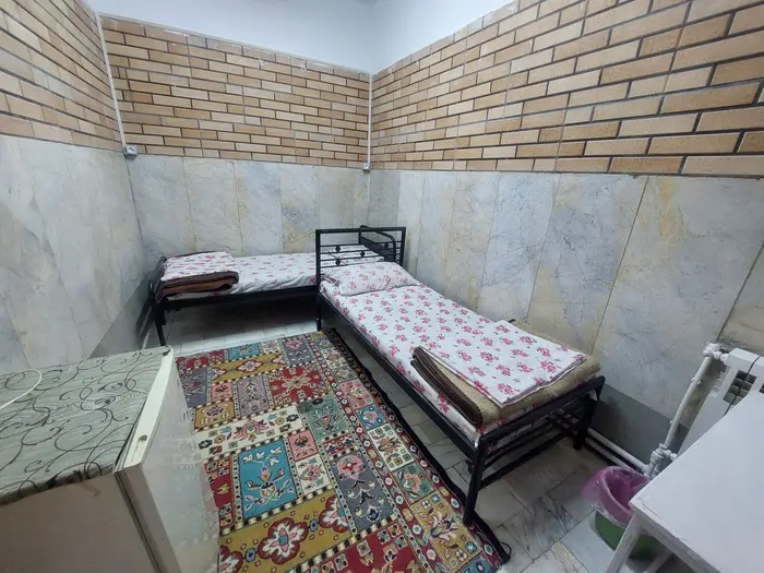 مسافرخانه نادر - واحد دوتخته 5۵ ناصرخسرو