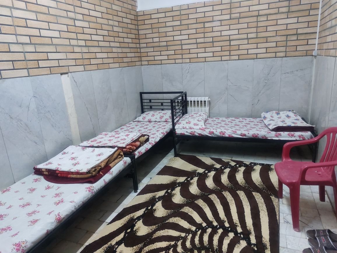 مسافرخانه نادر - واحد چهارتخته1 ناصرخسرو