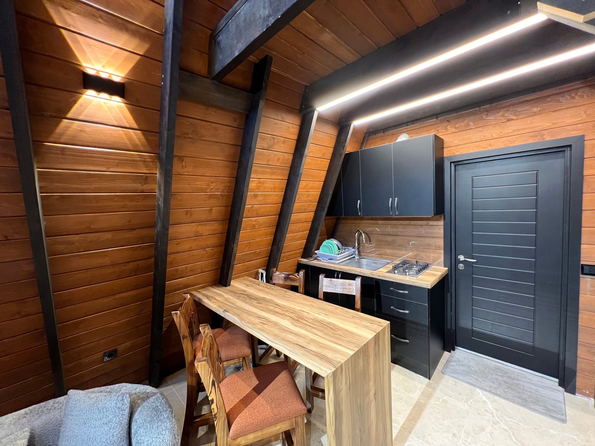 دوخوابه سوئیسی آگرین