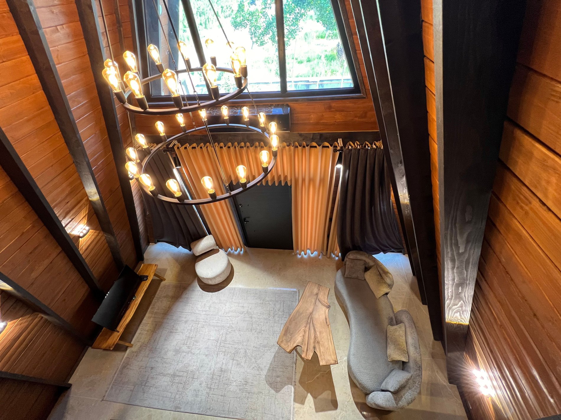 دوخوابه سوئیسی آگرین