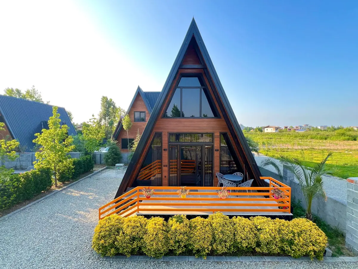 کلبه دوخوابه سوئیسی آگرین