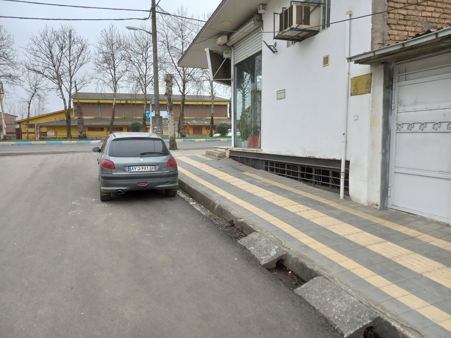 سوئیت دوخوابه لقمان نیا 