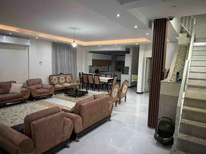 ویلا چهارخوابه استخردار کاظمی - پذیرایی 