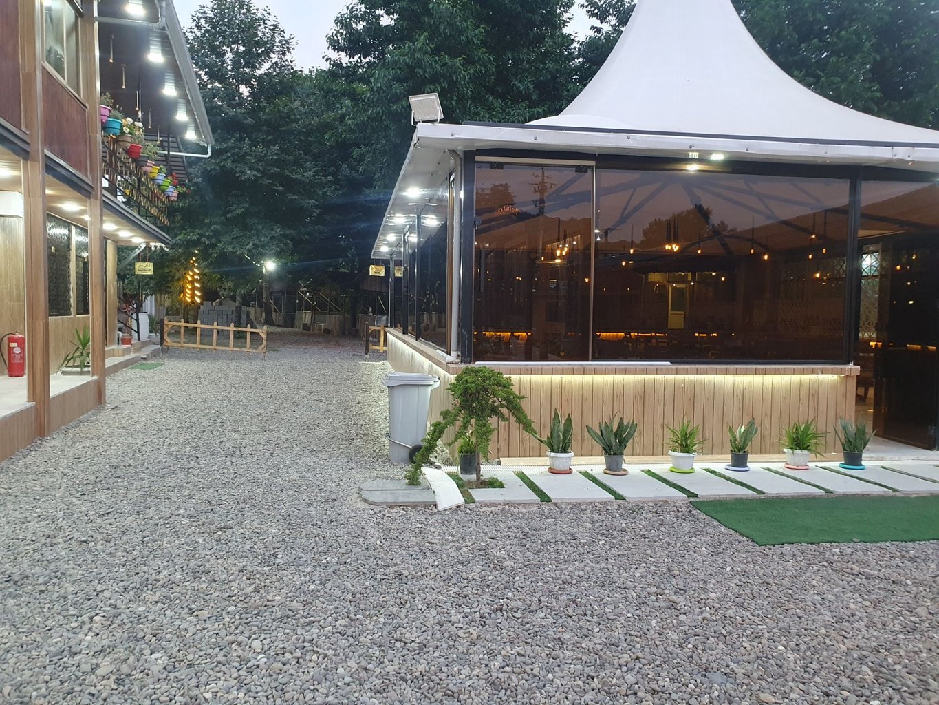 اقامتگاه سنتی اکسیژن - واحد فلت یاس