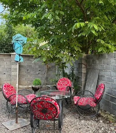 کلبه یک خوابه چوبی ملاط