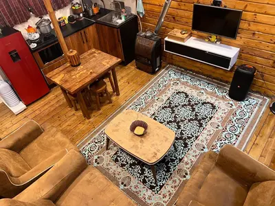 کلبه یک خوابه چوبی ملاط