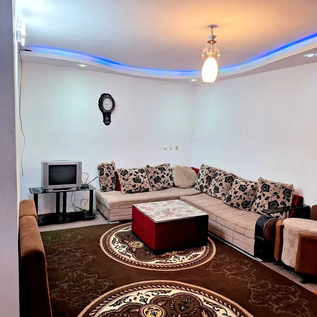 ویلا یک خوابه بام سبز