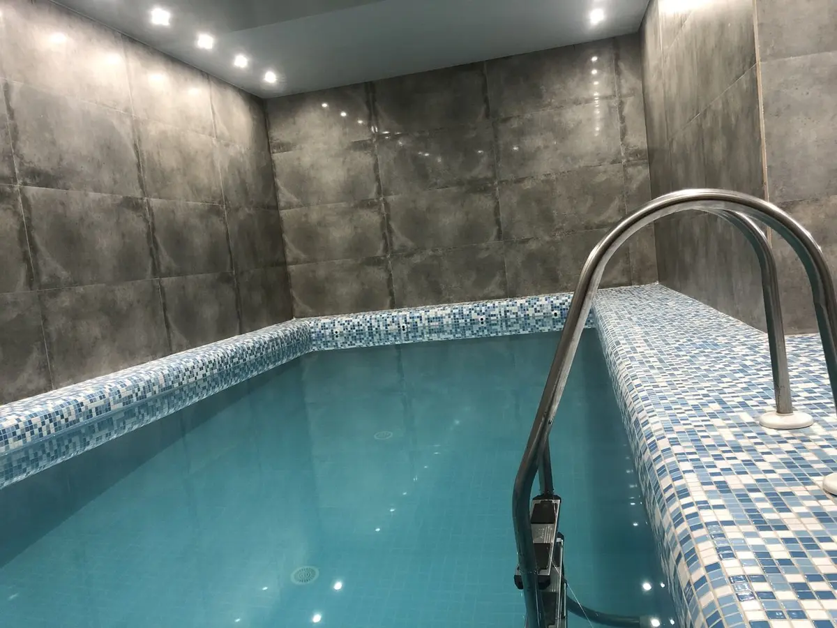 دوخوابه دوبلکس استخردار عسگریان - استخر