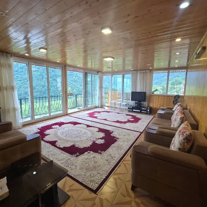 آپارتمان دوخوابه یاقوت شیشه ای