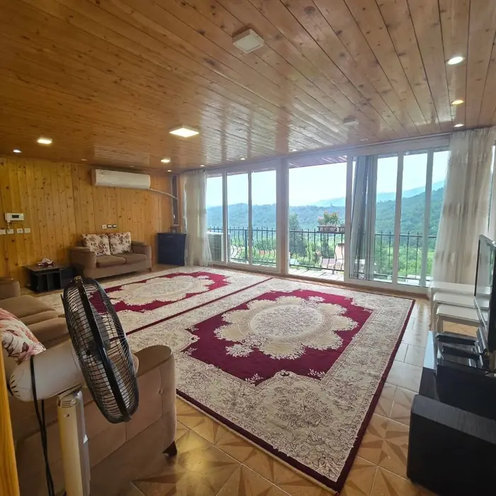 آپارتمان دوخوابه یاقوت شیشه ای