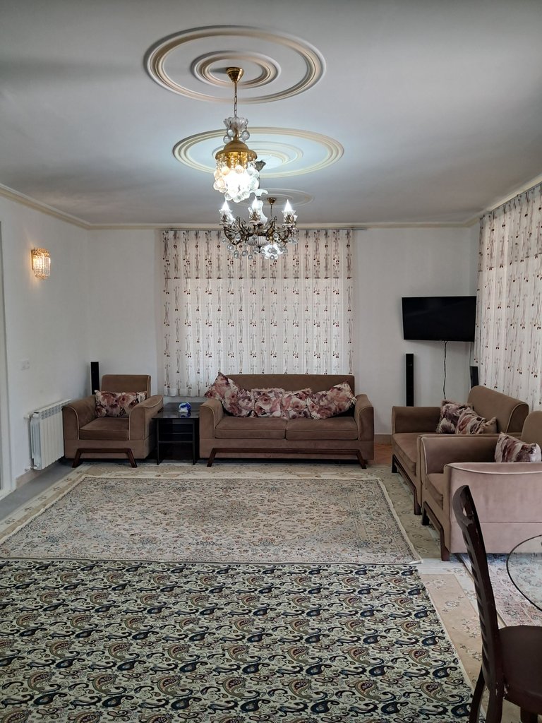 کلبه دوخوابه سیاهبیل