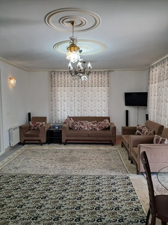 کلبه دوخوابه سیاهبیل