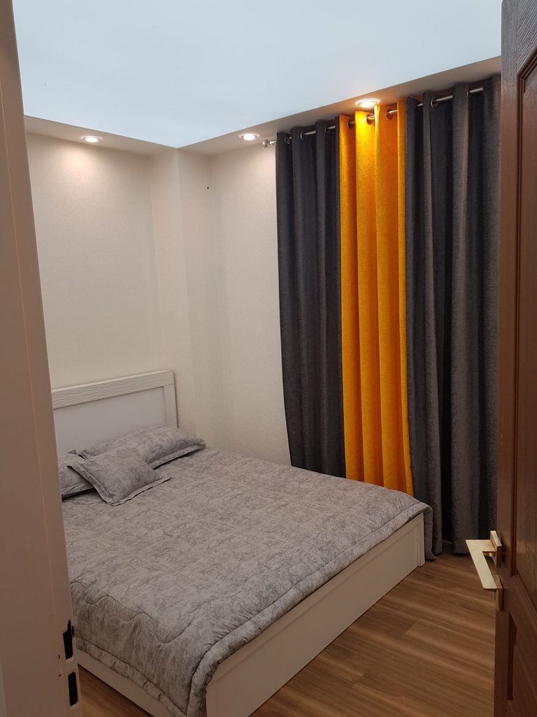 آپارتمان یک خوابه عظیمی هفت حوض