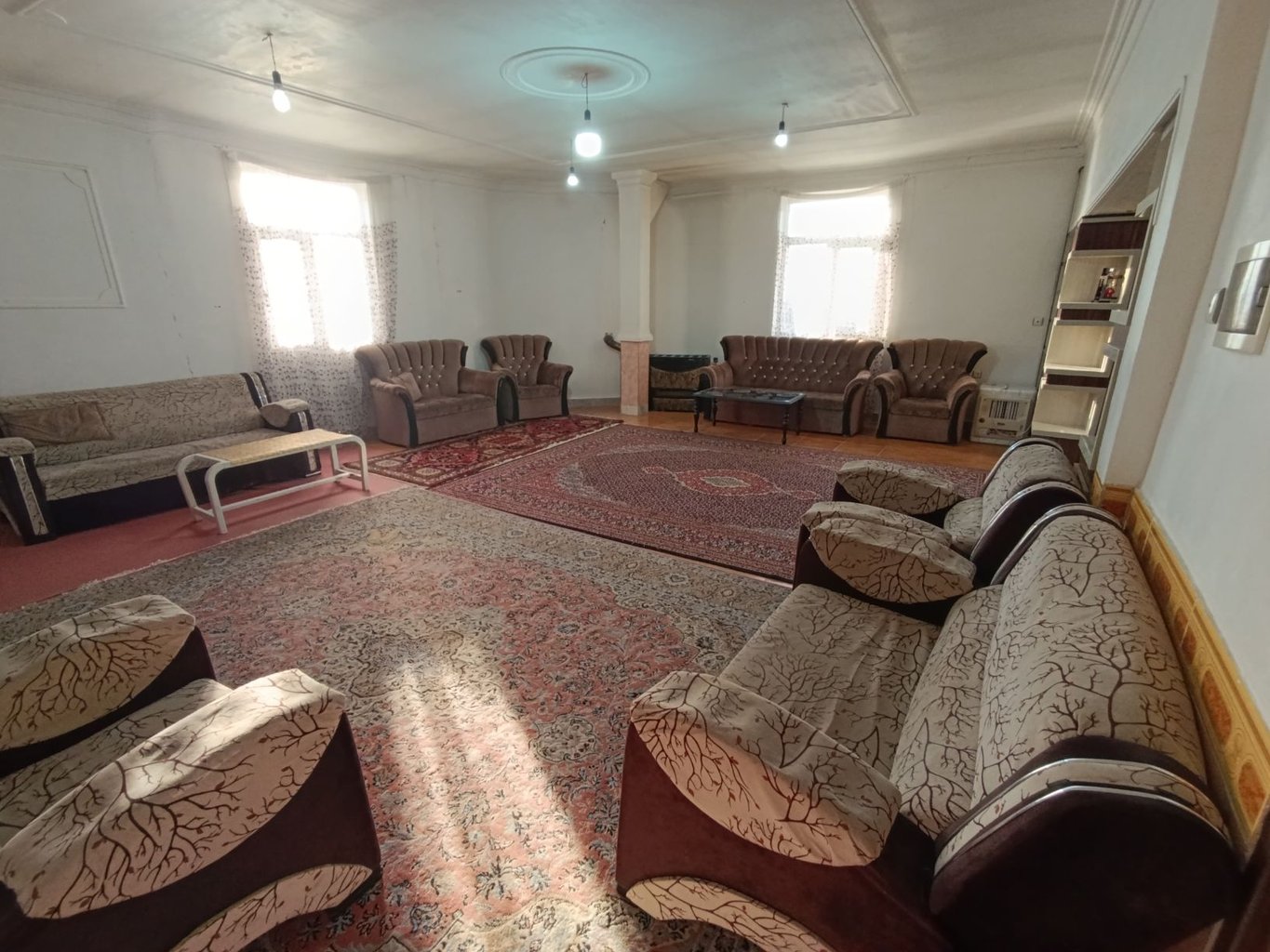 سوئیت دوخوابه زادمهر