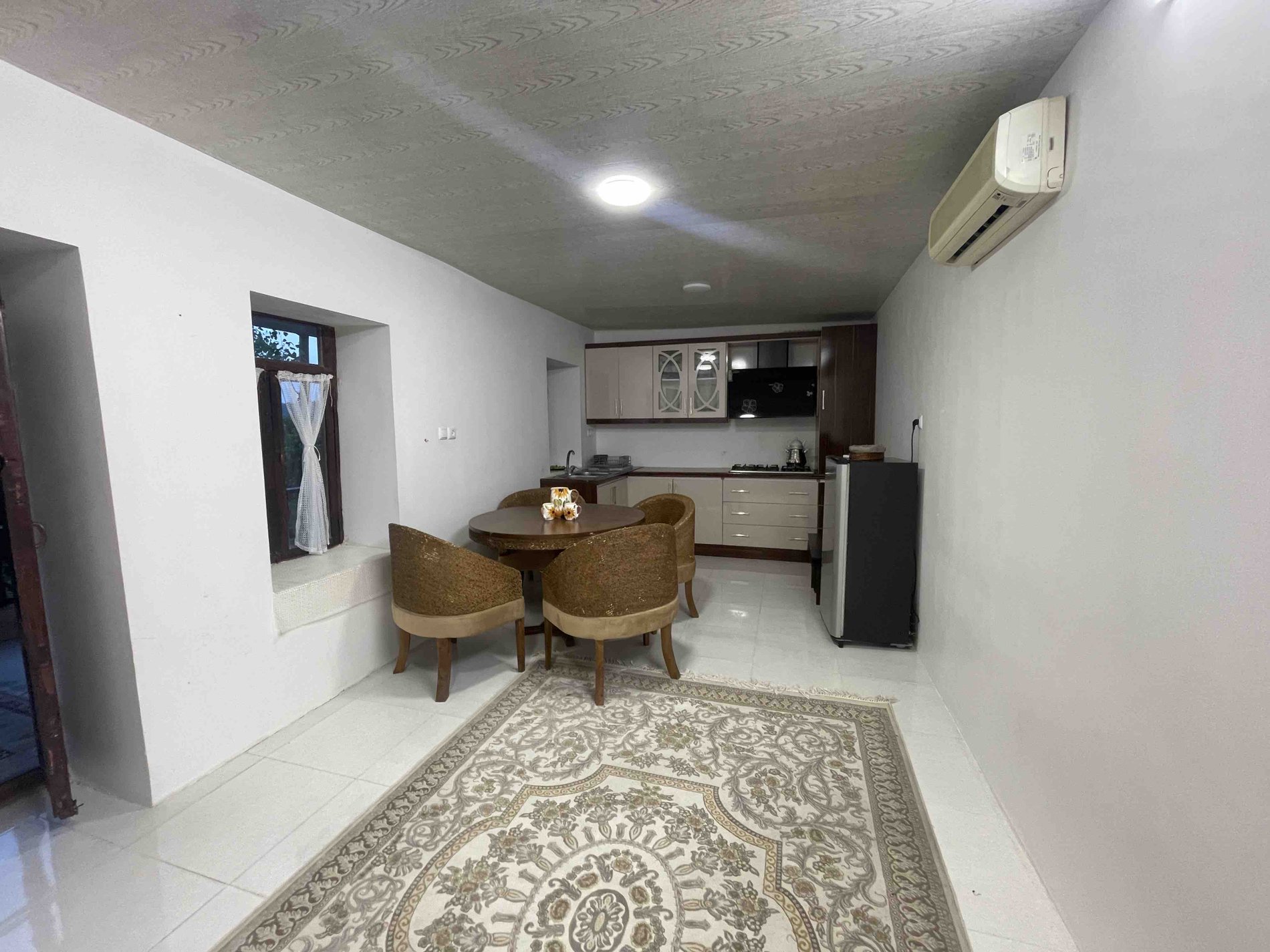 اقامتگاه سنتی یک خوابه خونه باغ لیل