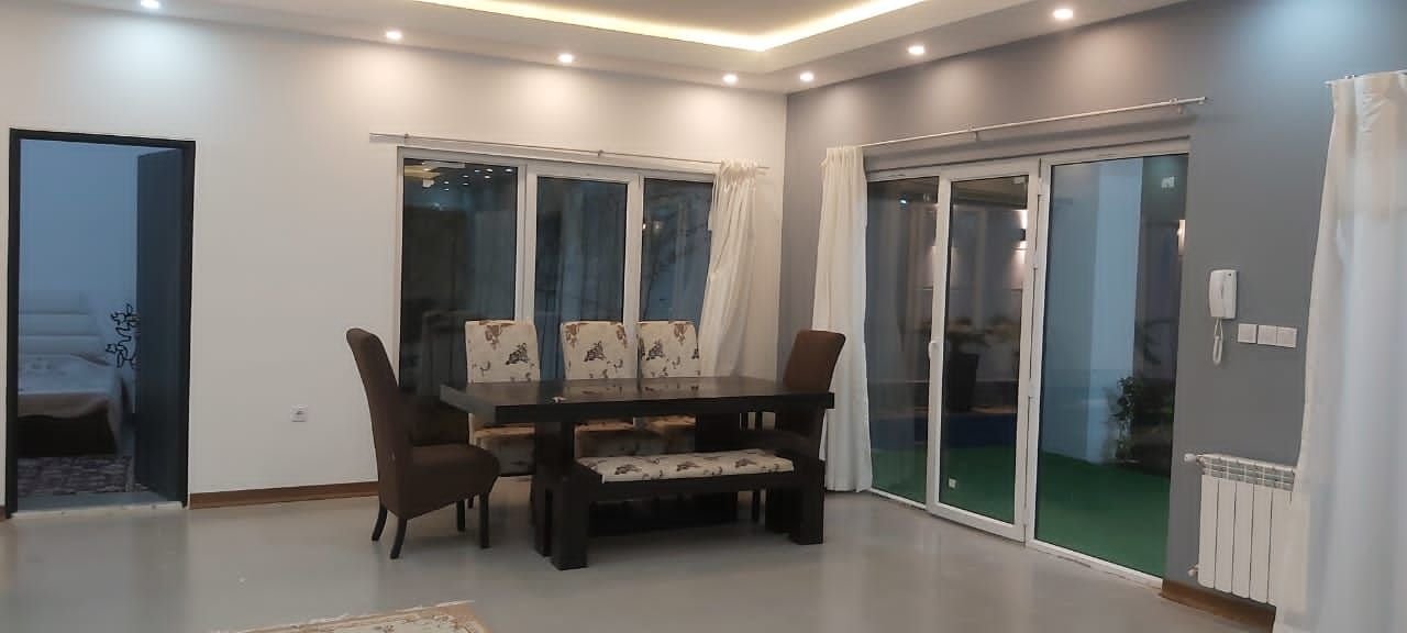 ویلا دوخواب استخردار زنجانی