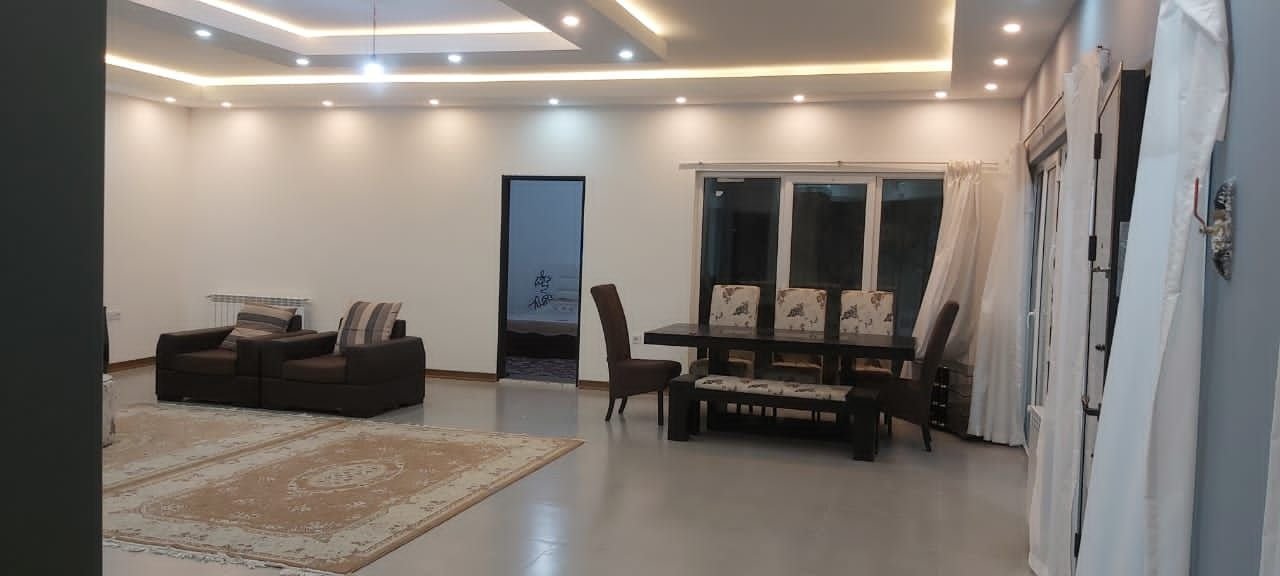 ویلا دوخواب استخردار زنجانی