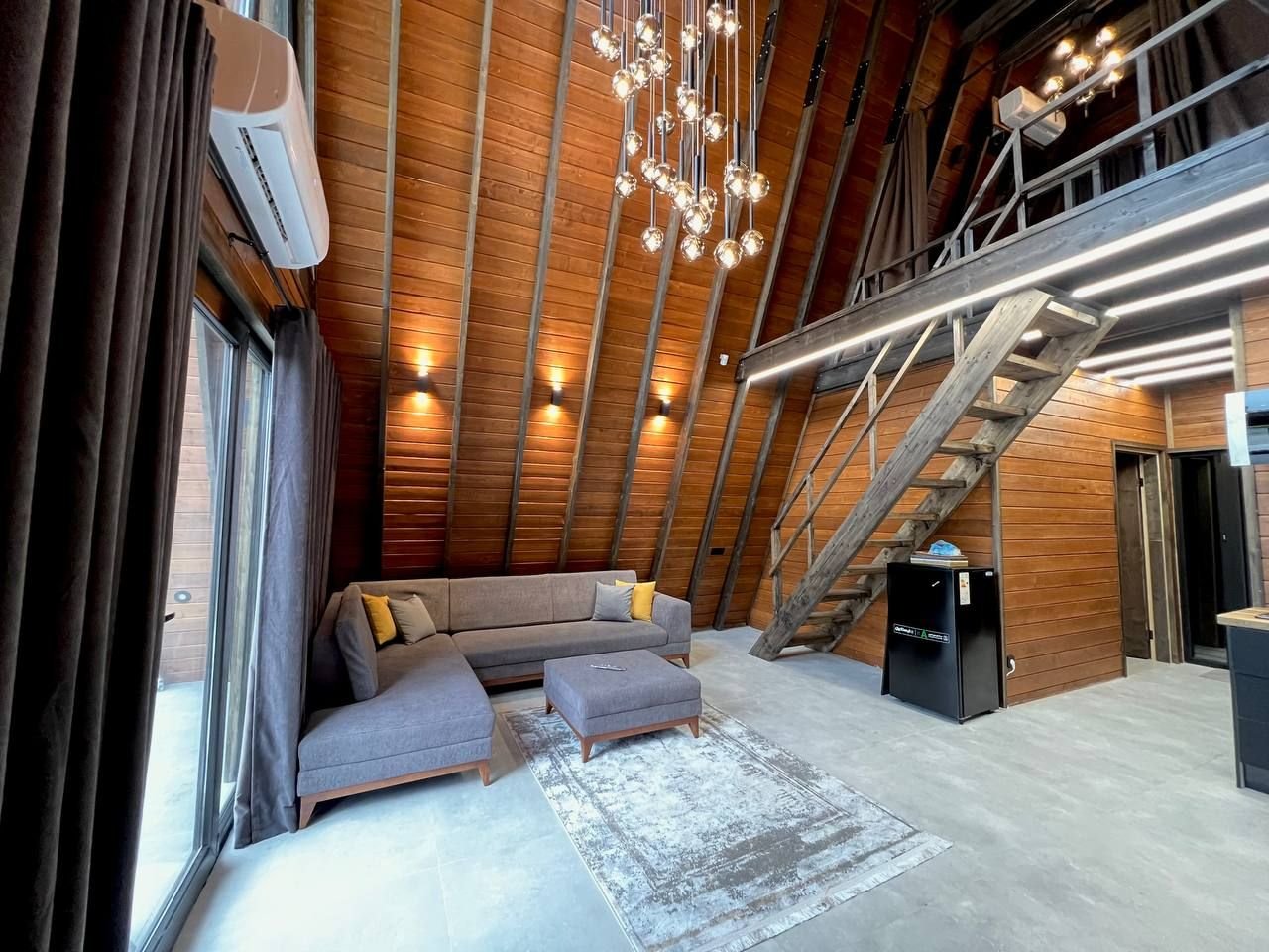 دوخوابه سوئیسی استخردار آوان