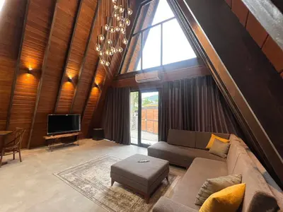 کلبه دوخوابه سوئیسی استخردار آوان