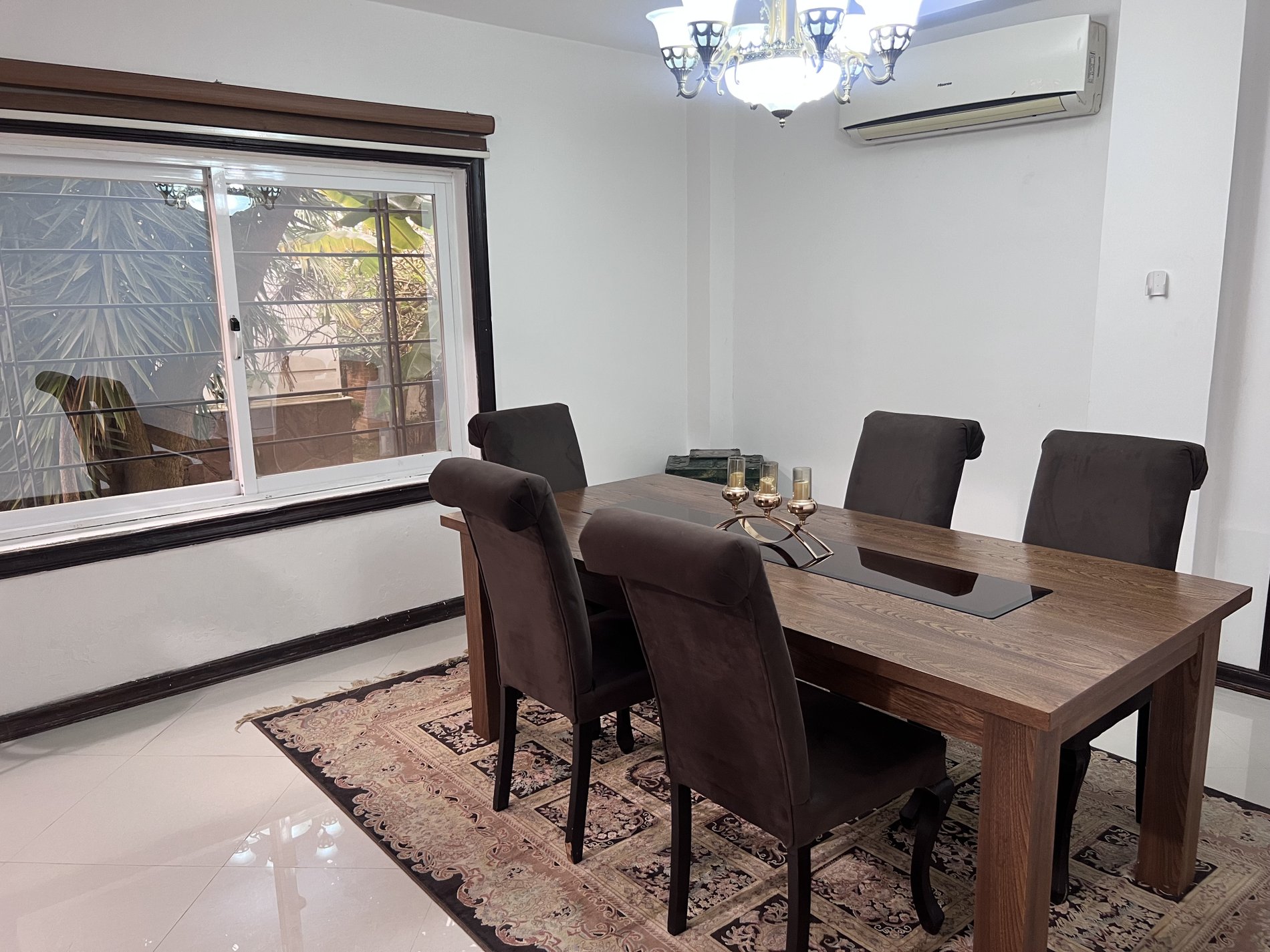 ویلا سه خوابه دوبلکس استخردار آبگرم باغ پارس