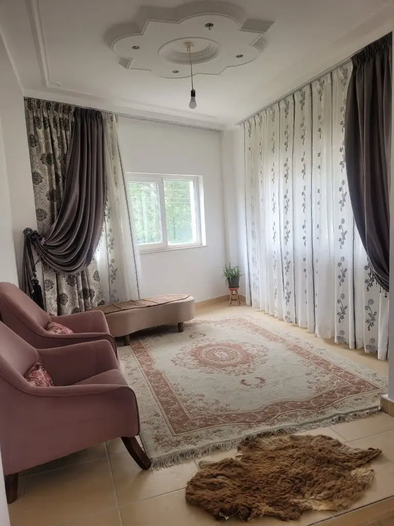 آپارتمان دوخوابه آلبالو 1