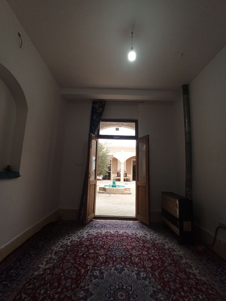 وارُن - واحد ۵