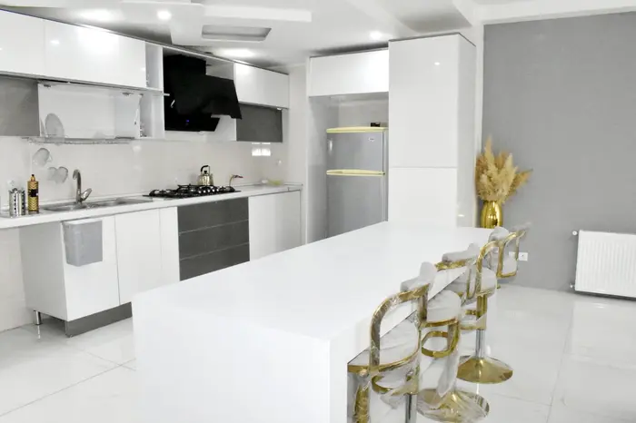 آپارتمان سه خوابه وی آی پی زرهی باهنر