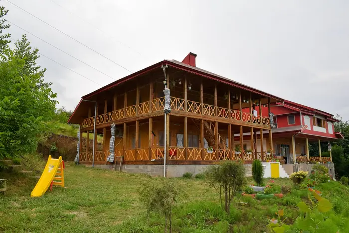 بوم گردی بام گلسرک - واحد پامچال