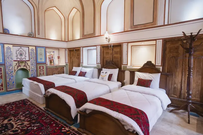 اقامتگاه سنتی عمارت یاس اصفهان - واحد شاهنشین