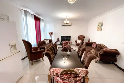 آپارتمان دوخوابه دنج ۳