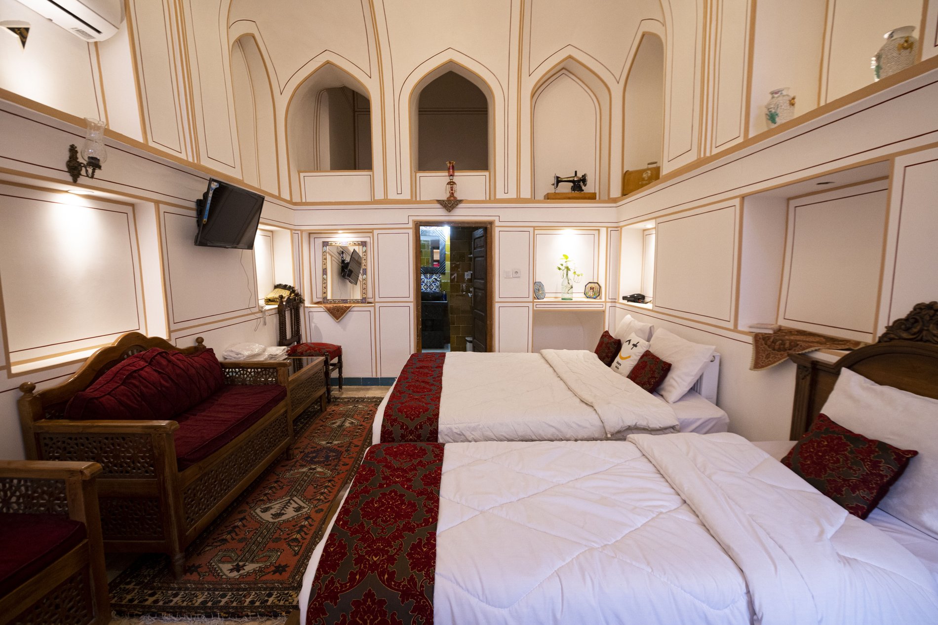 یاس اصفهان - واحد شاهپسند 1