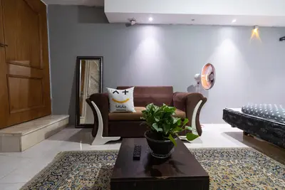 مجتمع اقامتی مهرپویا - واحد 1