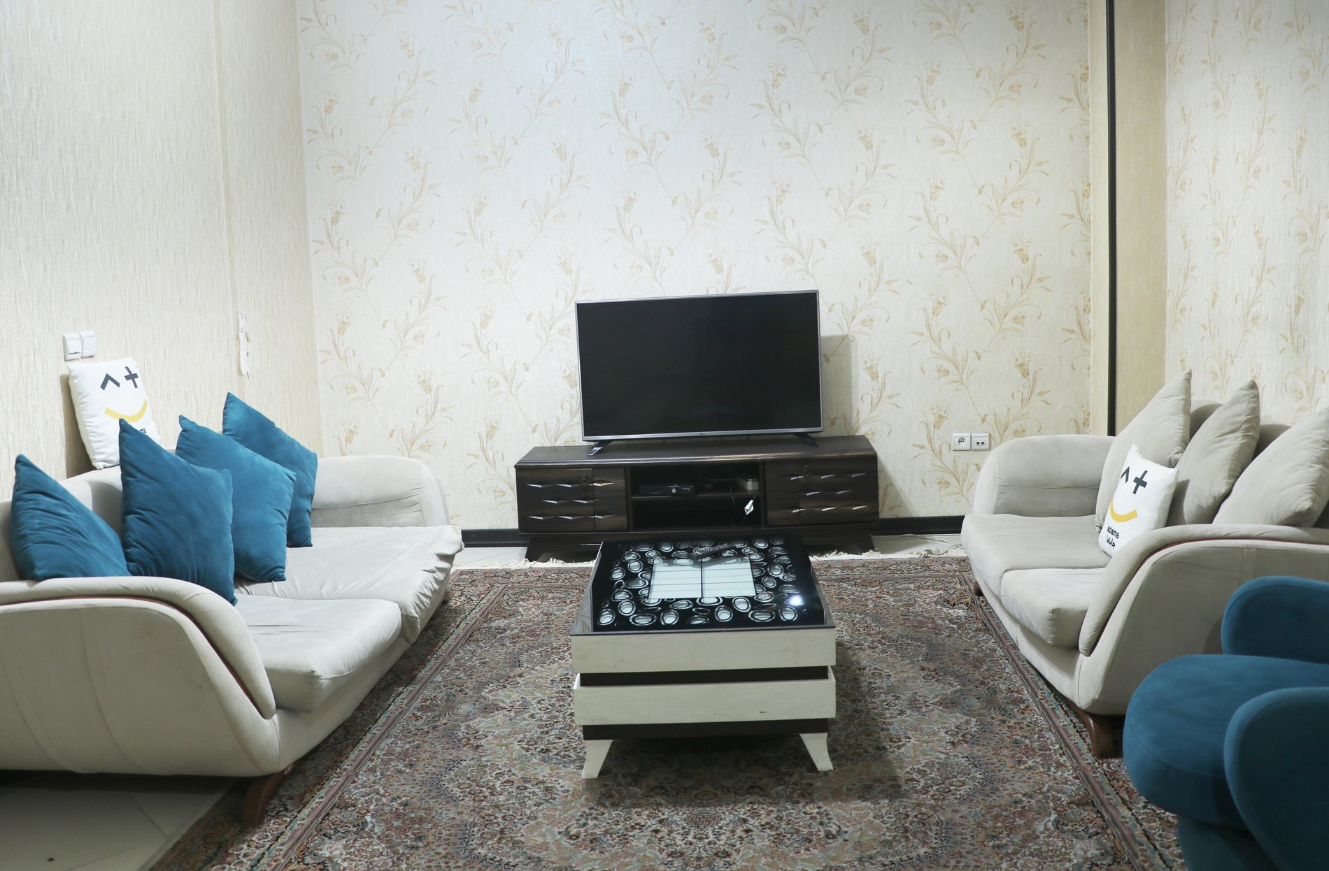 آپارتمان یک خوابه پونک واحد 8