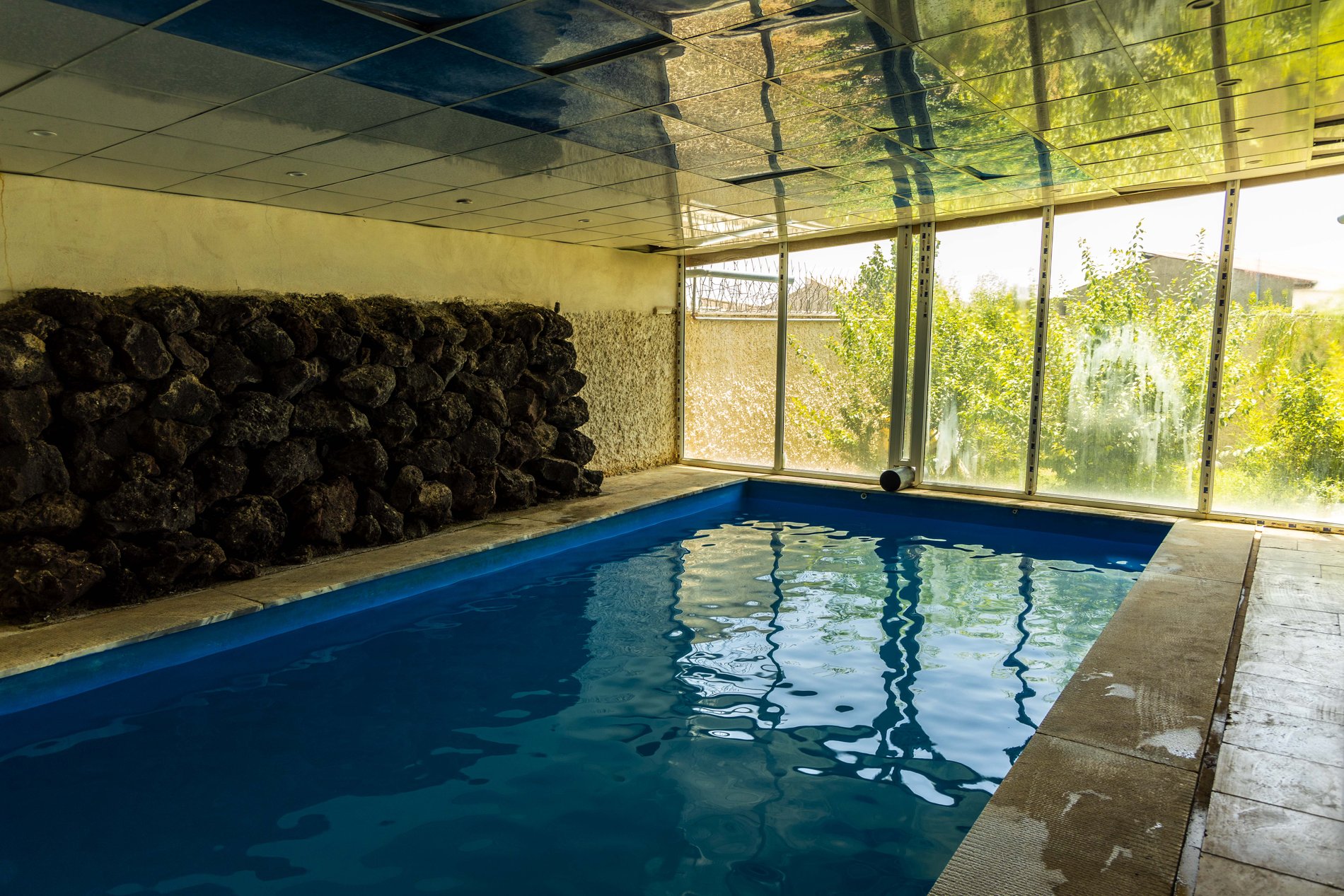 دوخوابه استخردار آبگرم آسنا