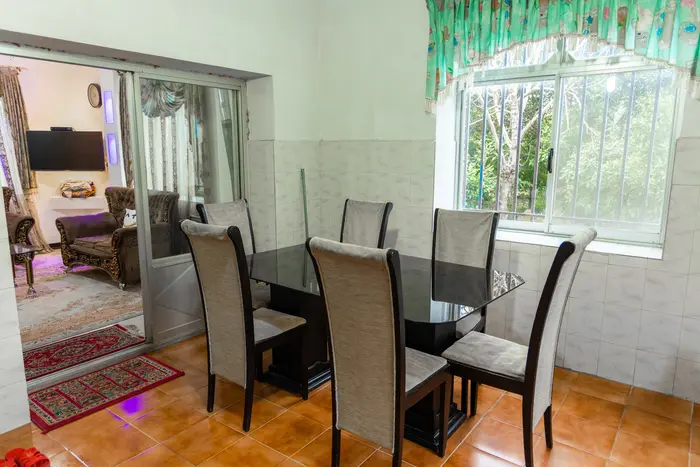 ویلا سه خوابه جنگلی استخردار آبگرم غنمی