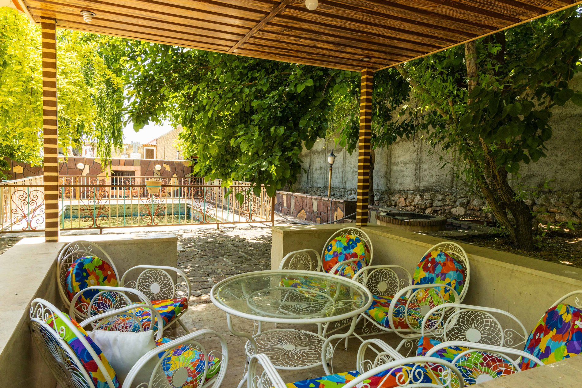 ویلا دوخوابه استخردار آبگرم گلها 3