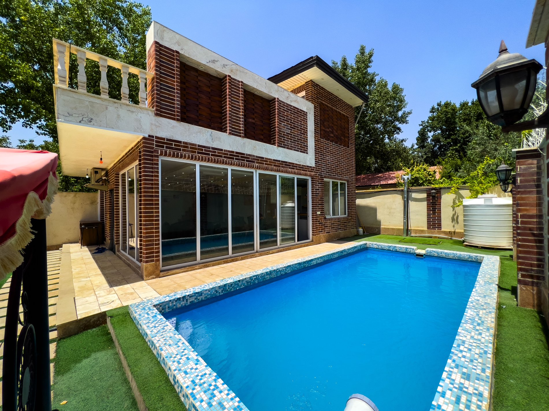 دوخوابه استخردار درختی