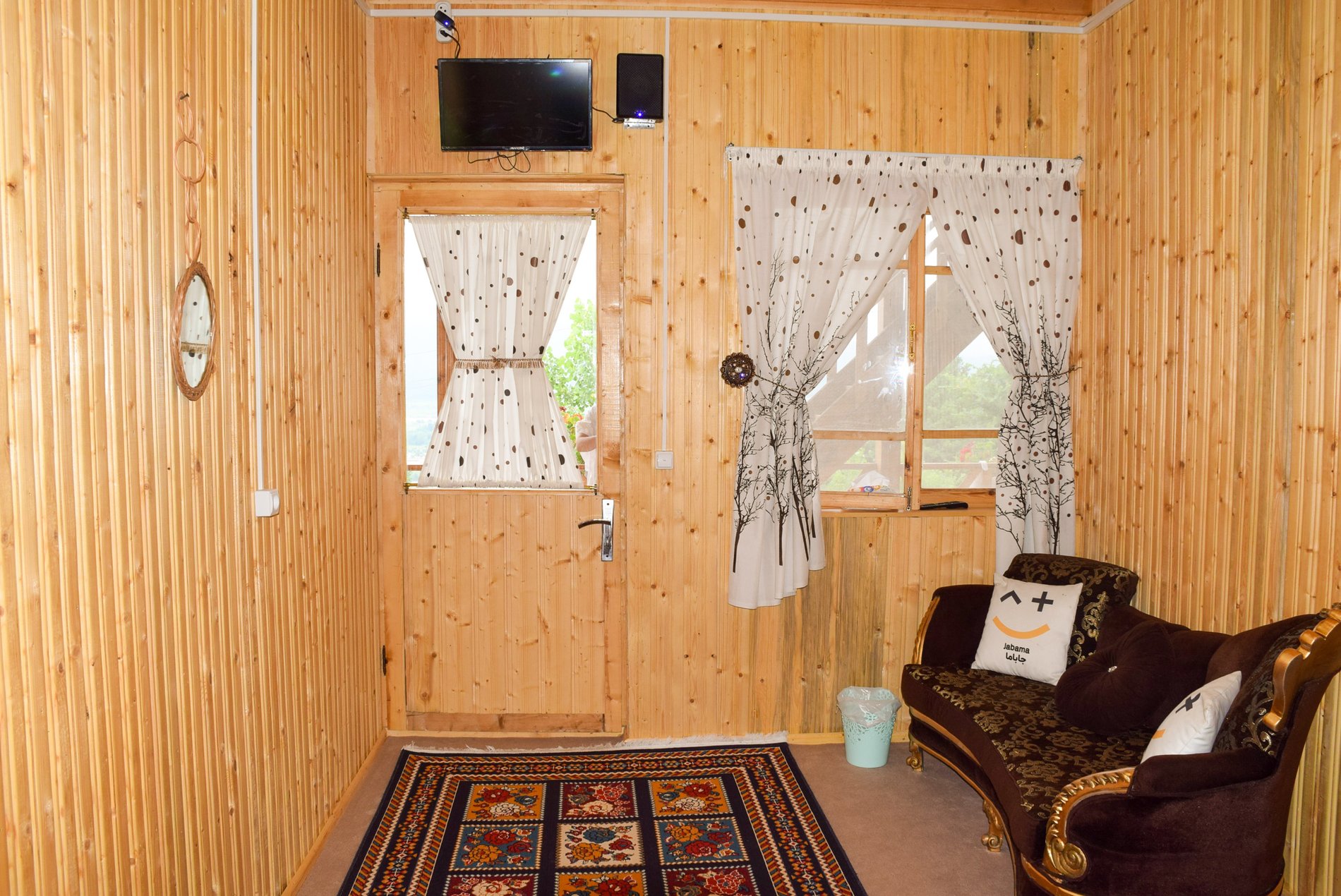 بومگردی بام گلسرک - واحد شقایق