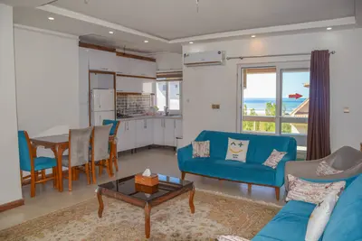 آپارتمان دوخوابه ساحلی کاج واحد ۳