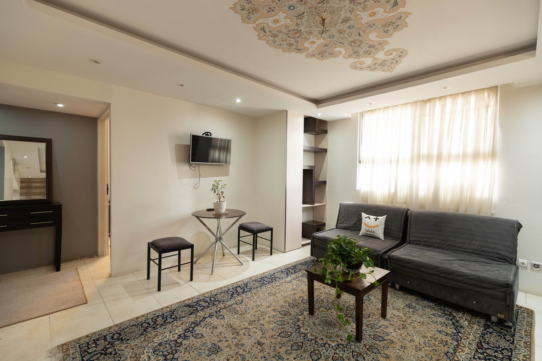 یک خوابه مهرپویا - واحد 4