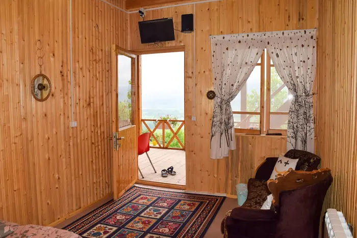 بوم گردی بام گلسرک - واحد شقایق