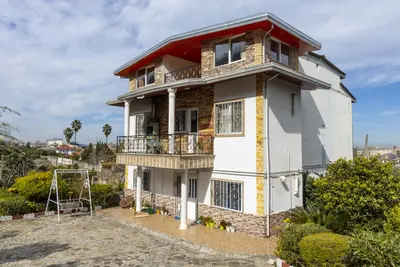 آپارتمان دوخوابه چشم انداز