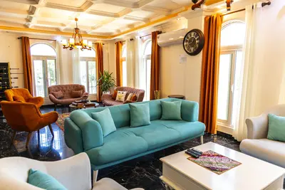 ویلا سه خوابه استخردار آبگرم عمارت مادر