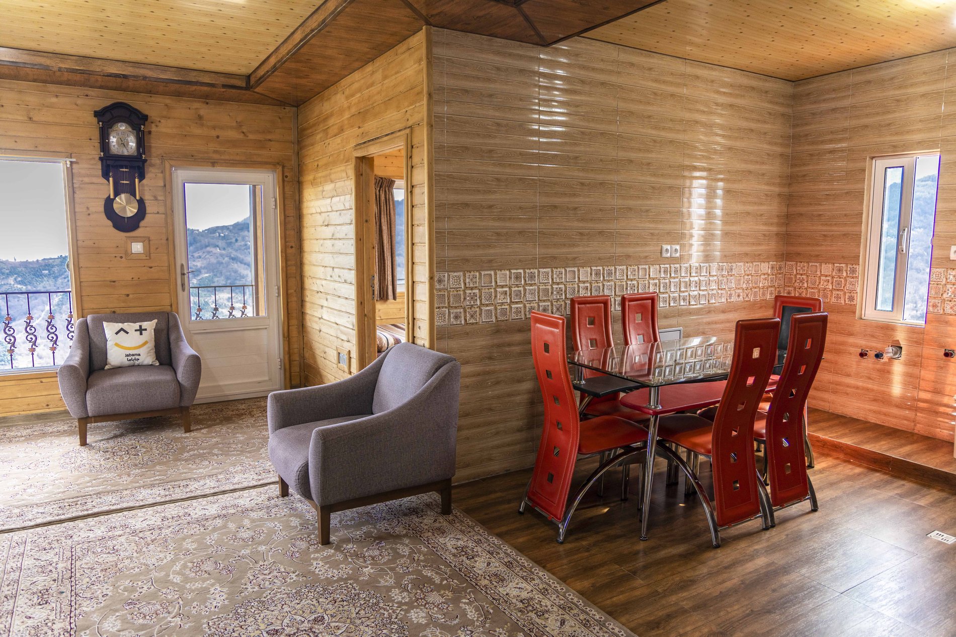 سوئیت یک خوابه جنگلی صادقی