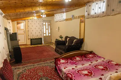 سوئیت فلت بهار هفت