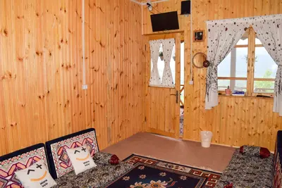 بومگردی بام گلسرک - واحد بنفشه